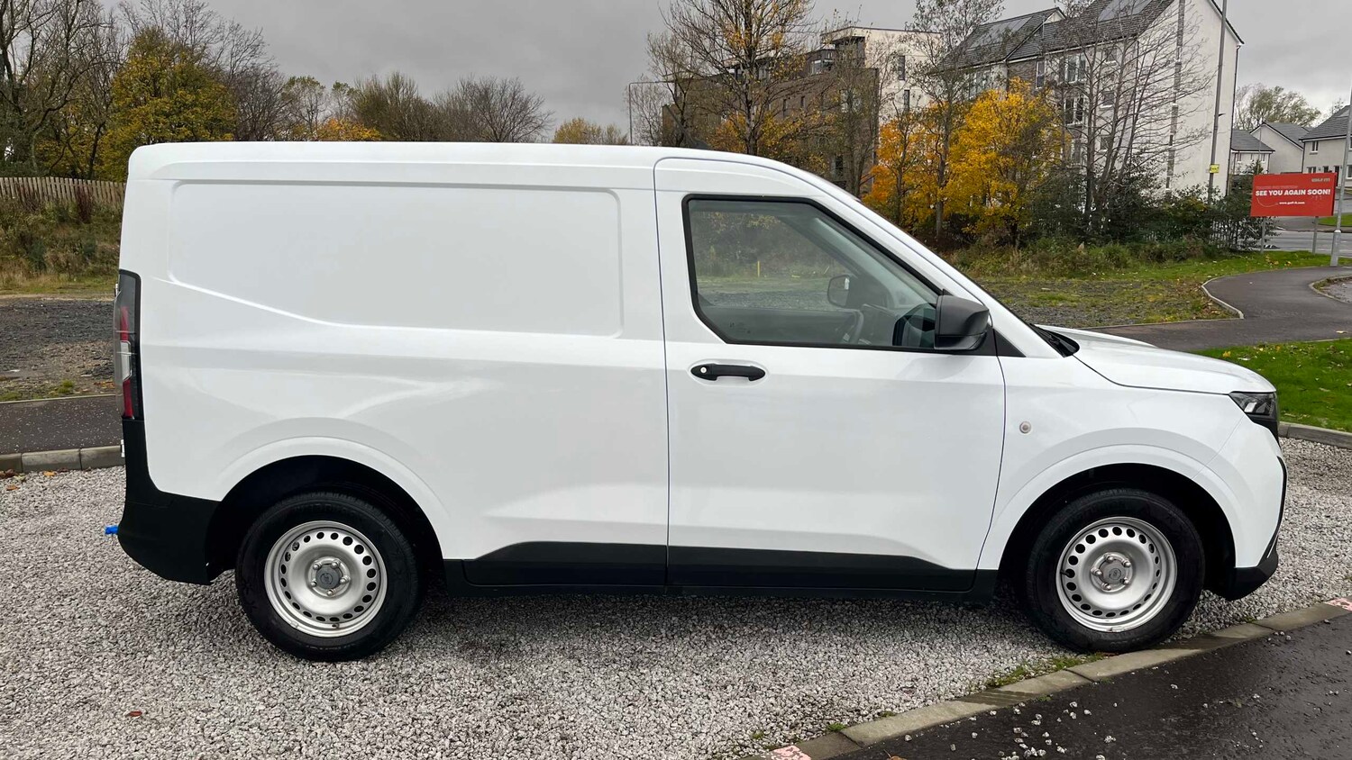 Used Ford Transit Courier 2024 for sale - 76460146: Photo 8
