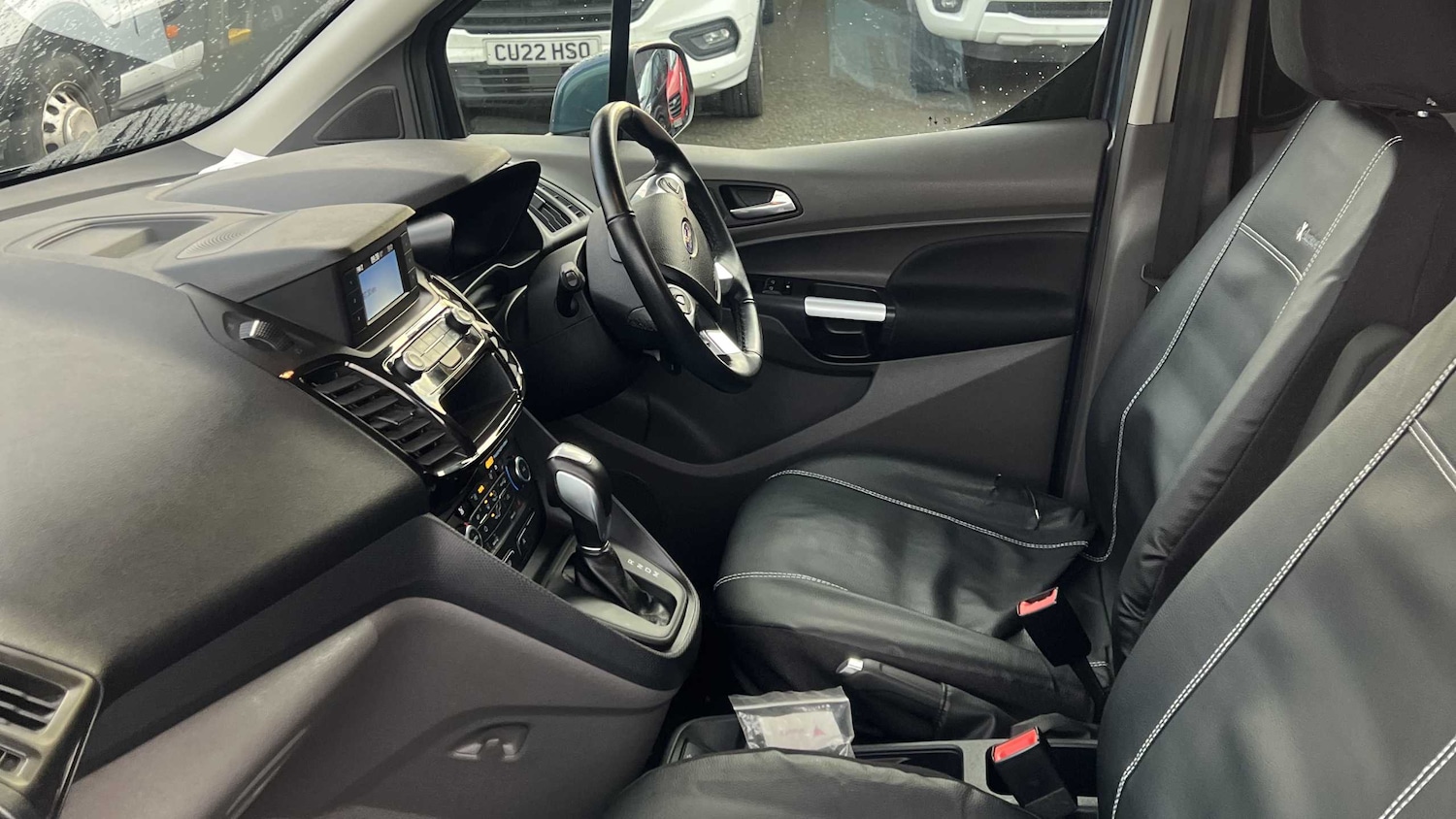 Used Ford Grand Tourneo Connect 2022 for sale - 76916056: Photo 8