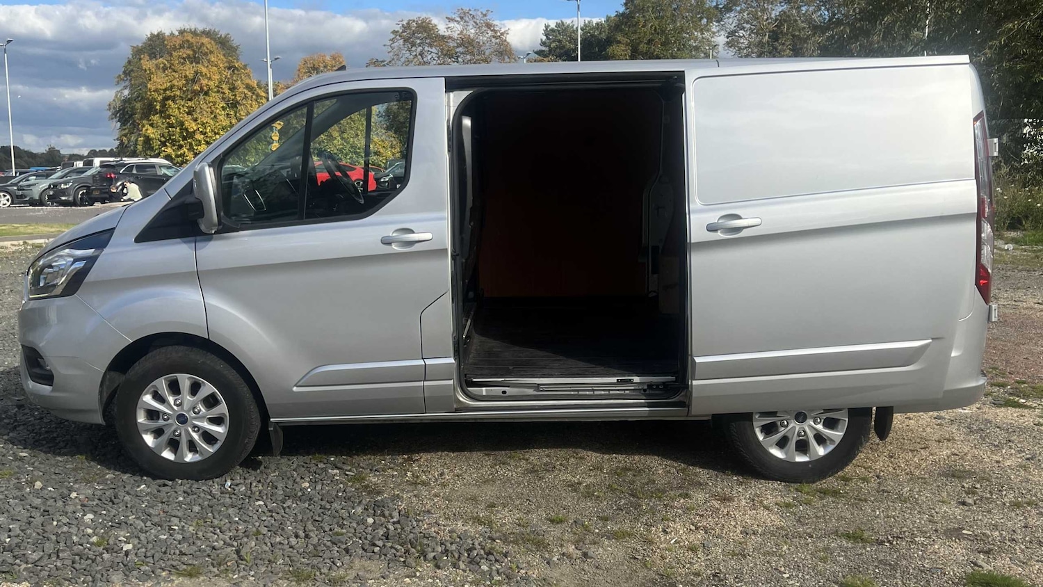 Used Ford Transit Custom 2022 for sale - 76205119: Photo 8