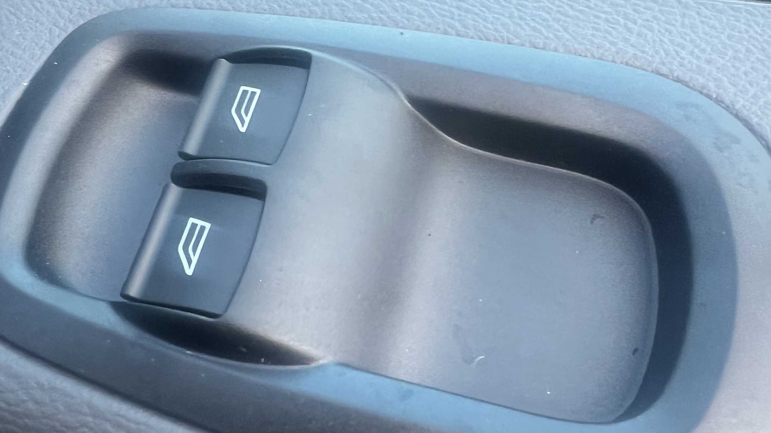 Used Toyota C-HR 2025 for sale - 76411274: Photo 29