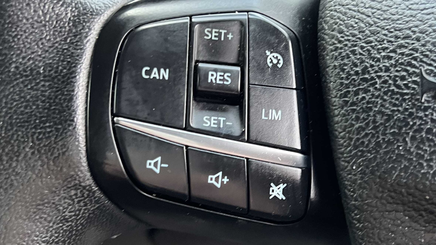Used Ford Transit Custom 2022 for sale - 76351668: Photo 32