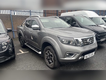 Nissan - Navara
