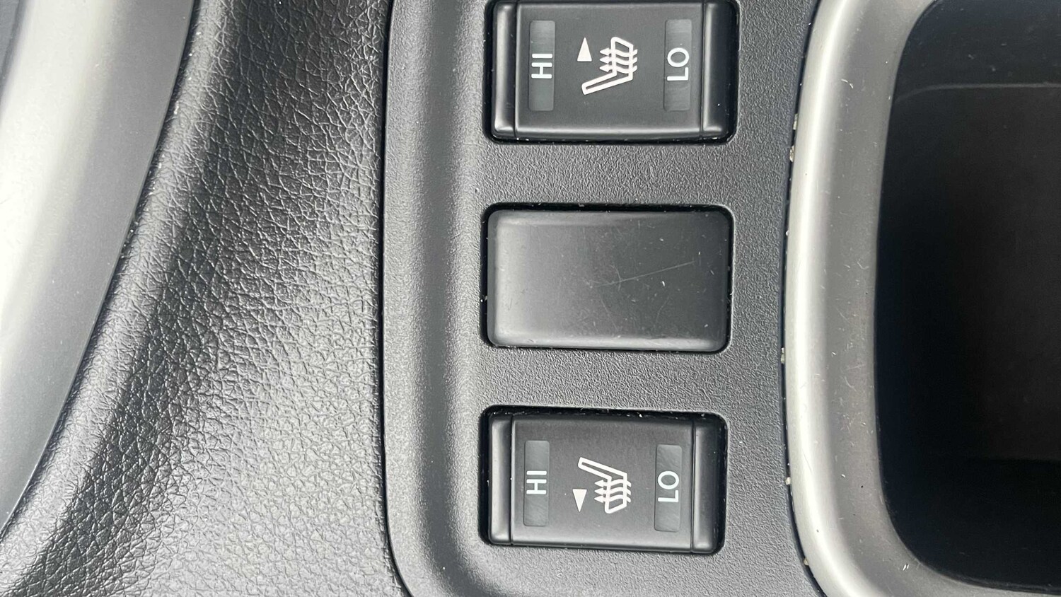 Used Nissan Navara 2020 for sale - 75993959: Photo 31