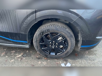 Used Ford Transit Custom 2024 for sale - 77076432: Photo