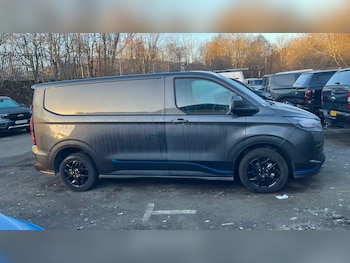 Used Ford Transit Custom 2024 for sale - 77076432: Photo