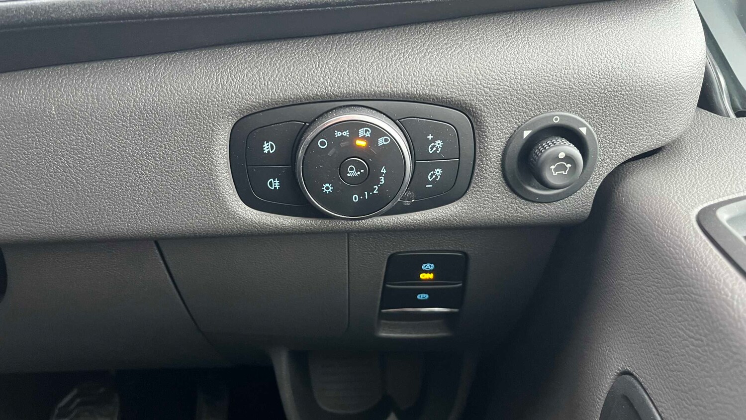 Used Ford Transit 2025 for sale - 77429031: Photo 4