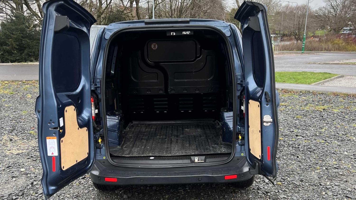 Used Ford Transit Courier 2021 for sale - 76624696: Photo 12