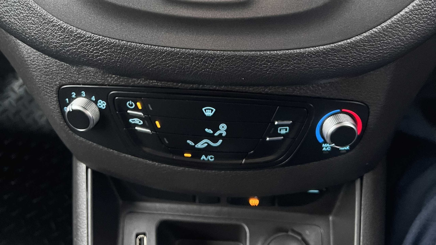 Used Ford Transit Courier 2021 for sale - 76624696: Photo 25