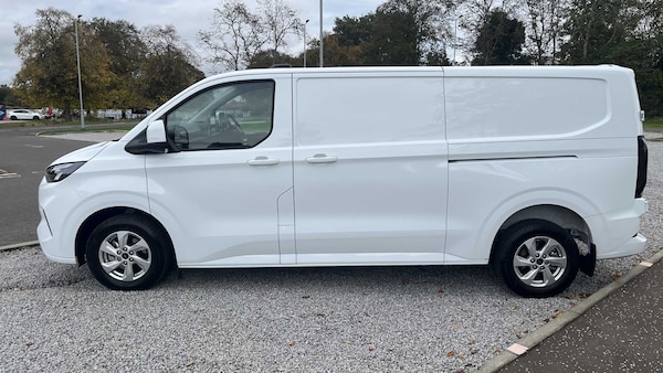 Used Ford Transit Custom 2024 for sale - 76242562: Photo 18