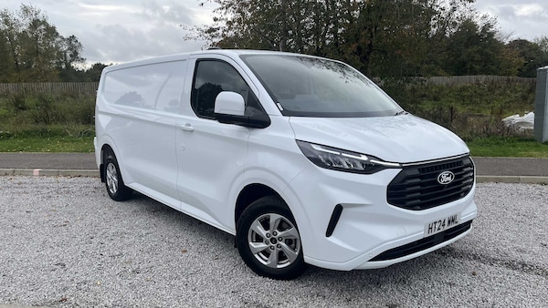 Used Ford Transit Custom 2024 for sale - 76242562: Photo 1