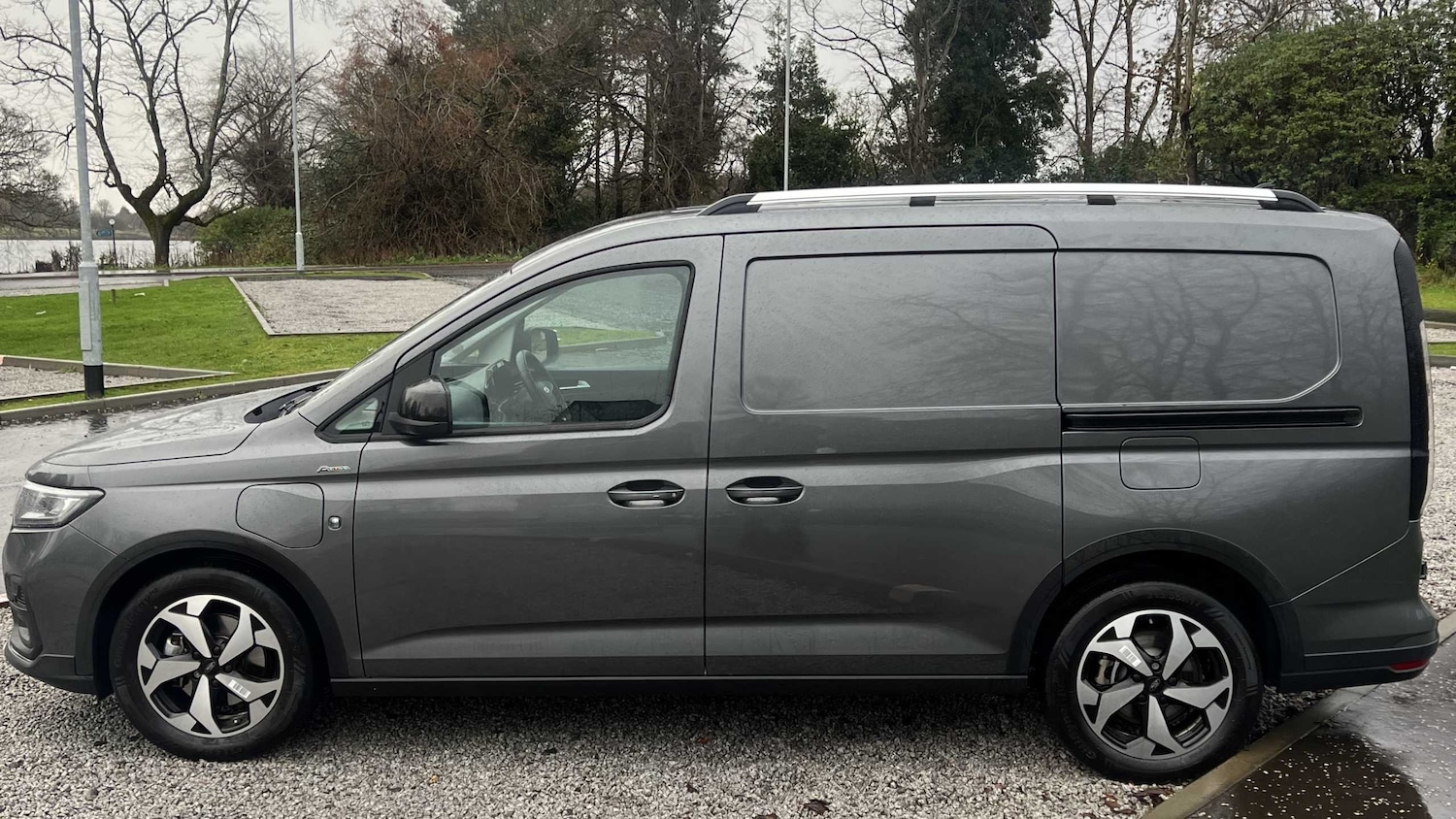 Used Ford Transit Connect 2025 for sale - 76576102: Photo 14