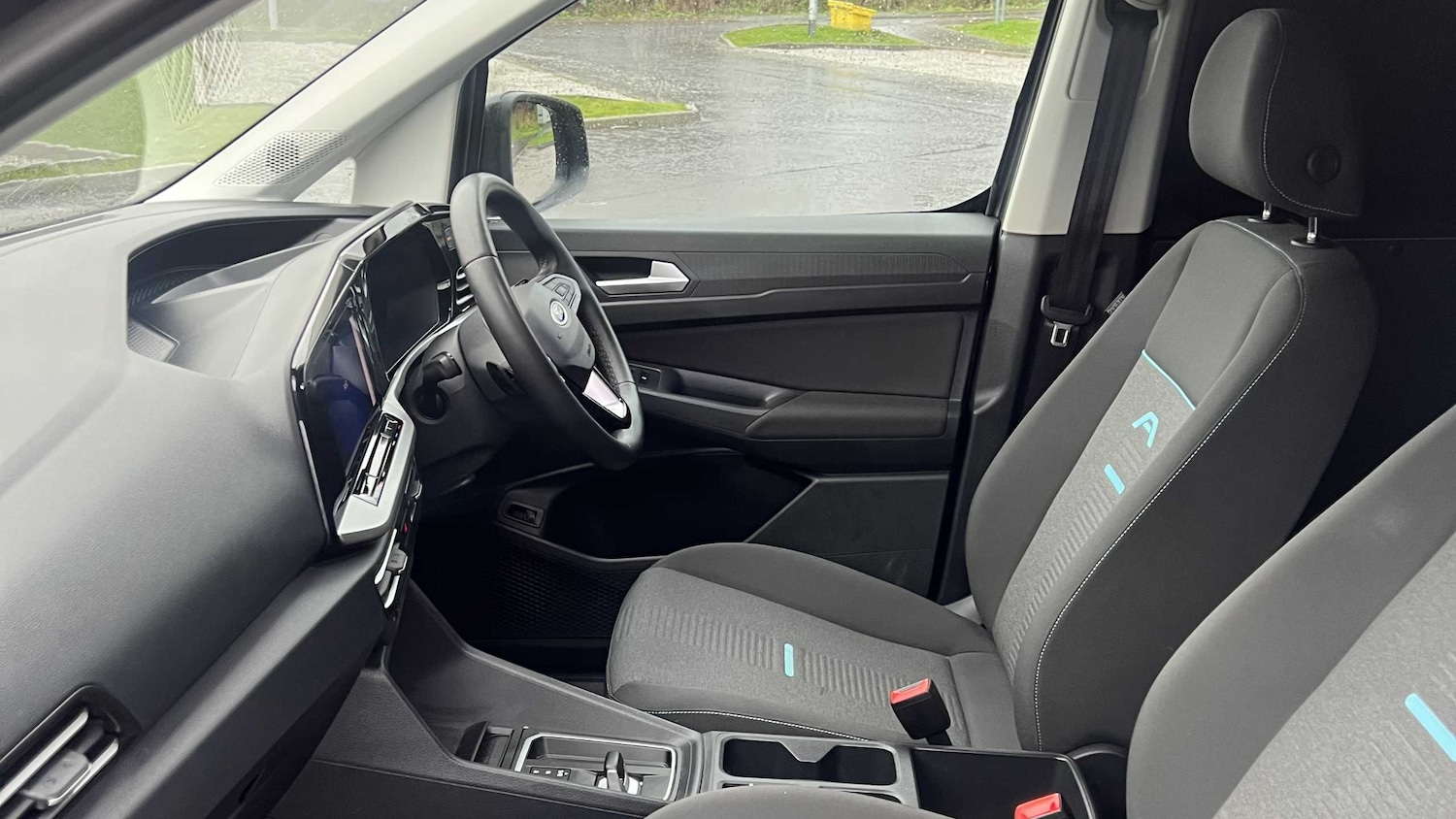 Used Ford Transit Connect 2025 for sale - 76576102: Photo 9