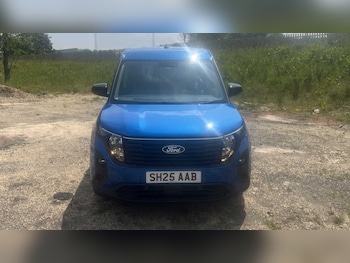 Used Ford Transit Courier 2025 for sale - 75316516: Photo
