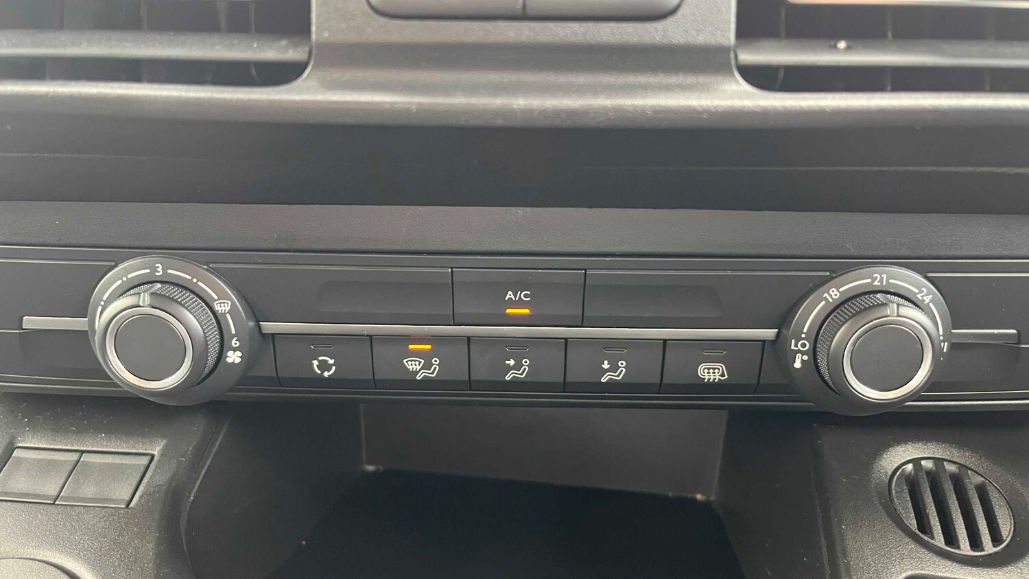 Used Peugeot Partner 2024 for sale - 76576070: Photo 22