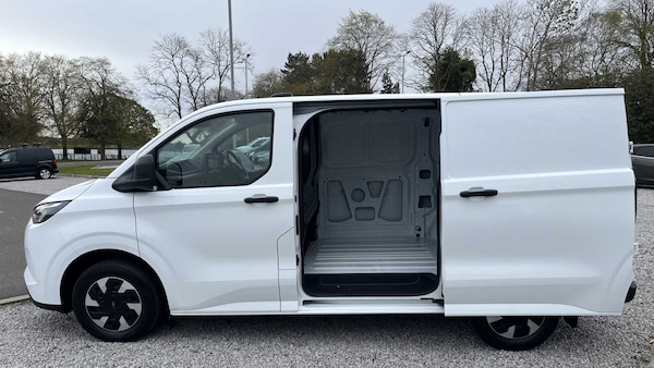 Used Ford Transit Custom 2024 for sale - 75317849: Photo 22