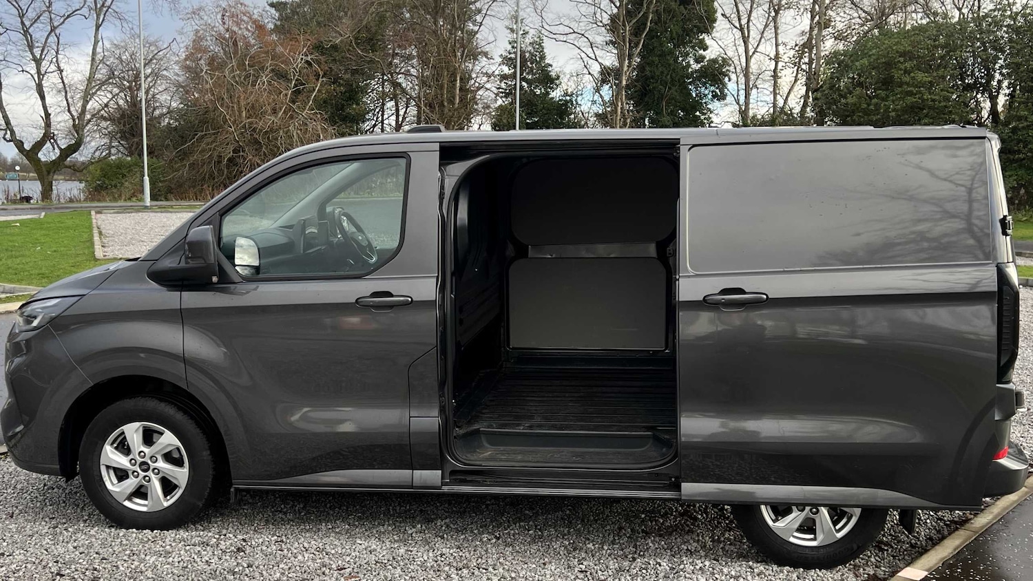 Used Ford Transit Custom 2024 for sale - 76576103: Photo 8