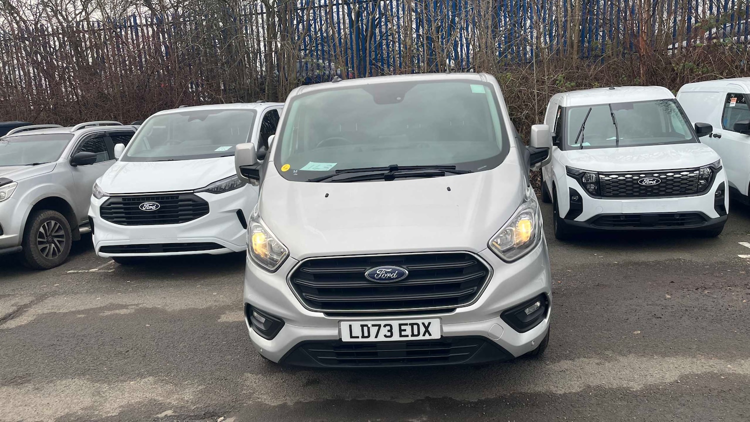 Used Ford Transit Custom 2023 for sale - 77472611: Photo 2