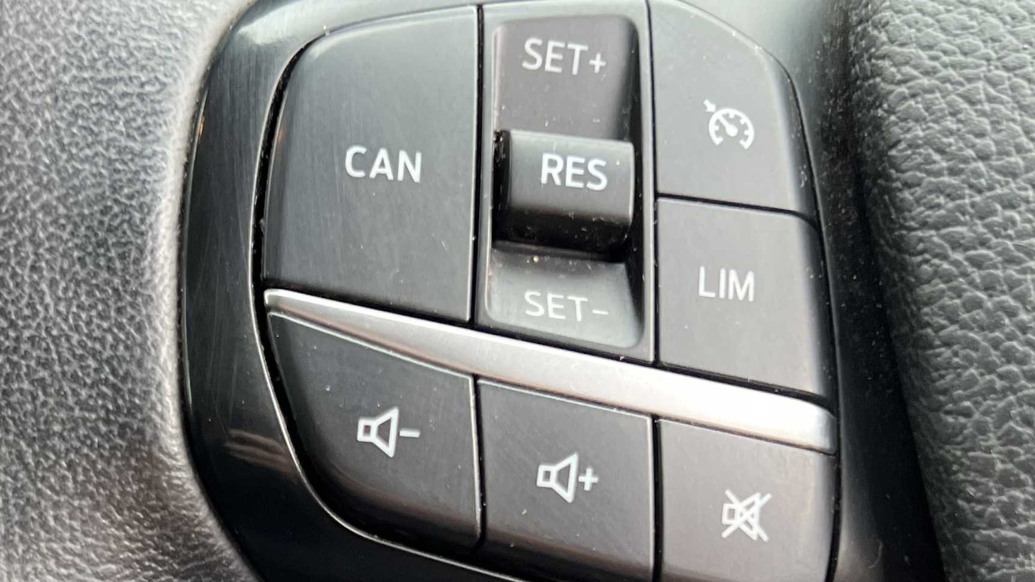 Used Ford Transit Custom 2022 for sale - 76576022: Photo 26