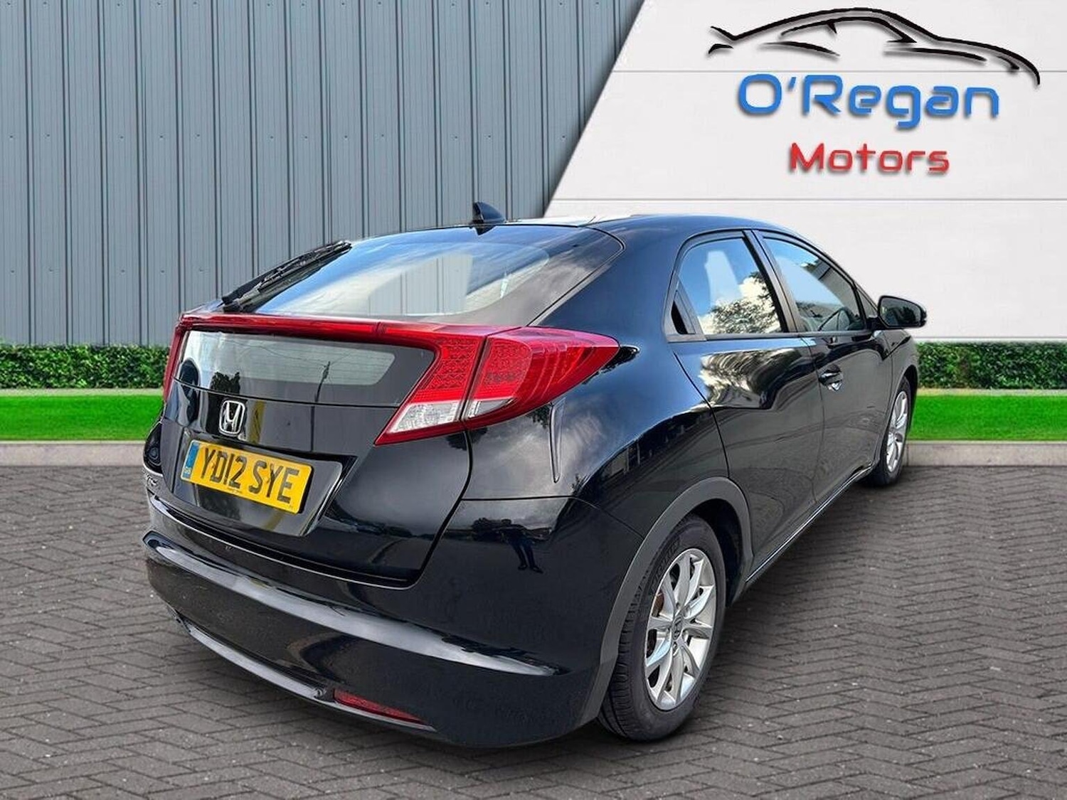 Used Honda Civic 2012 for sale - 76618561: Photo 4