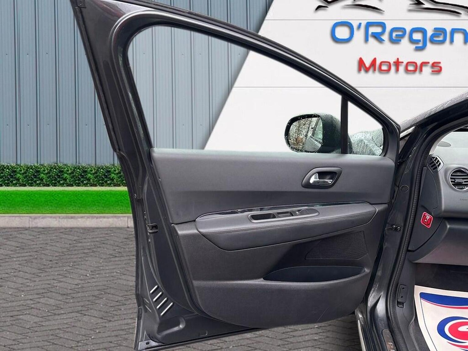 Used Peugeot 3008 2017 for sale - 77140730: Photo 12