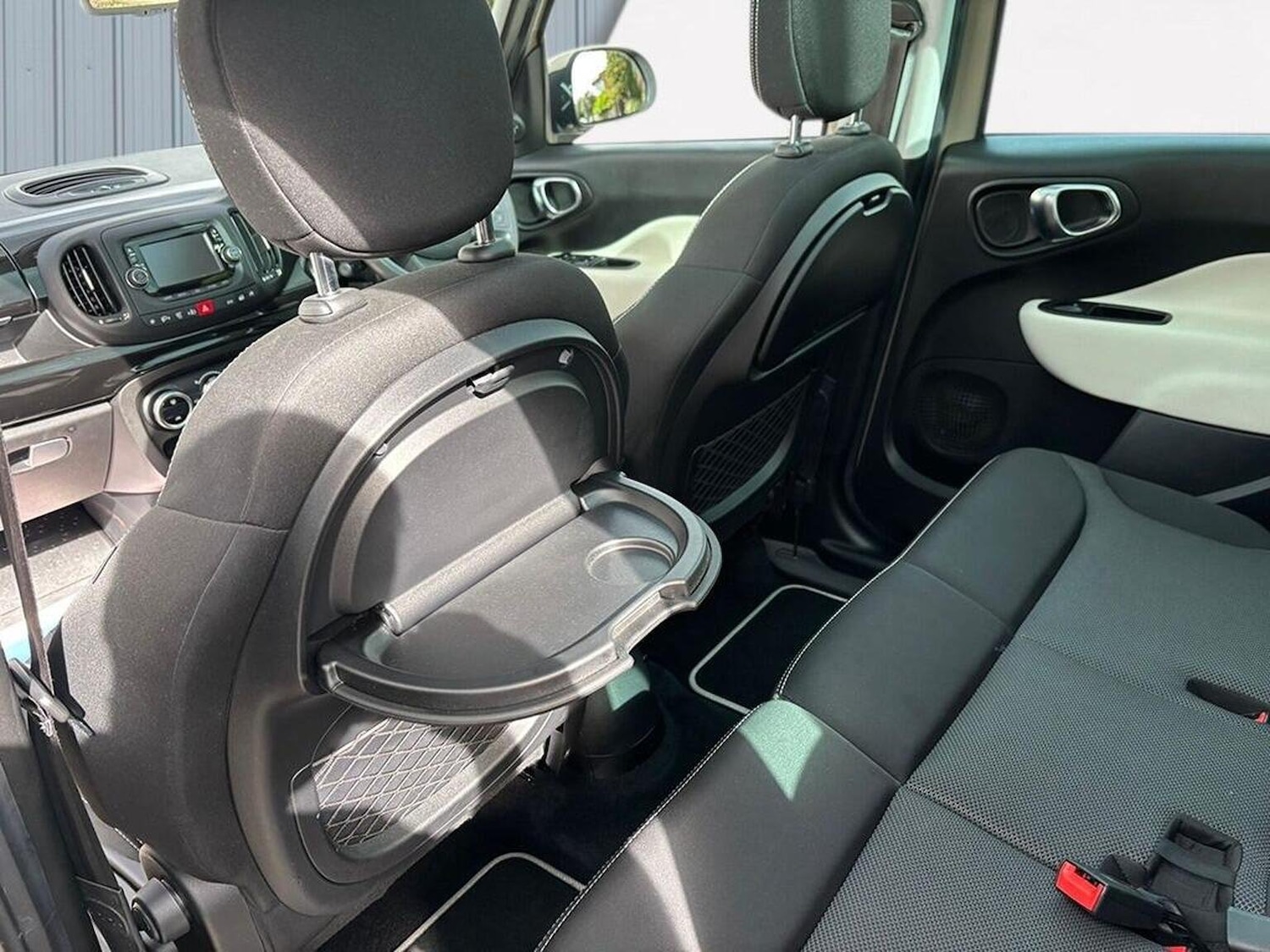 Used Fiat 500L 2018 for sale - 76643398: Photo 14