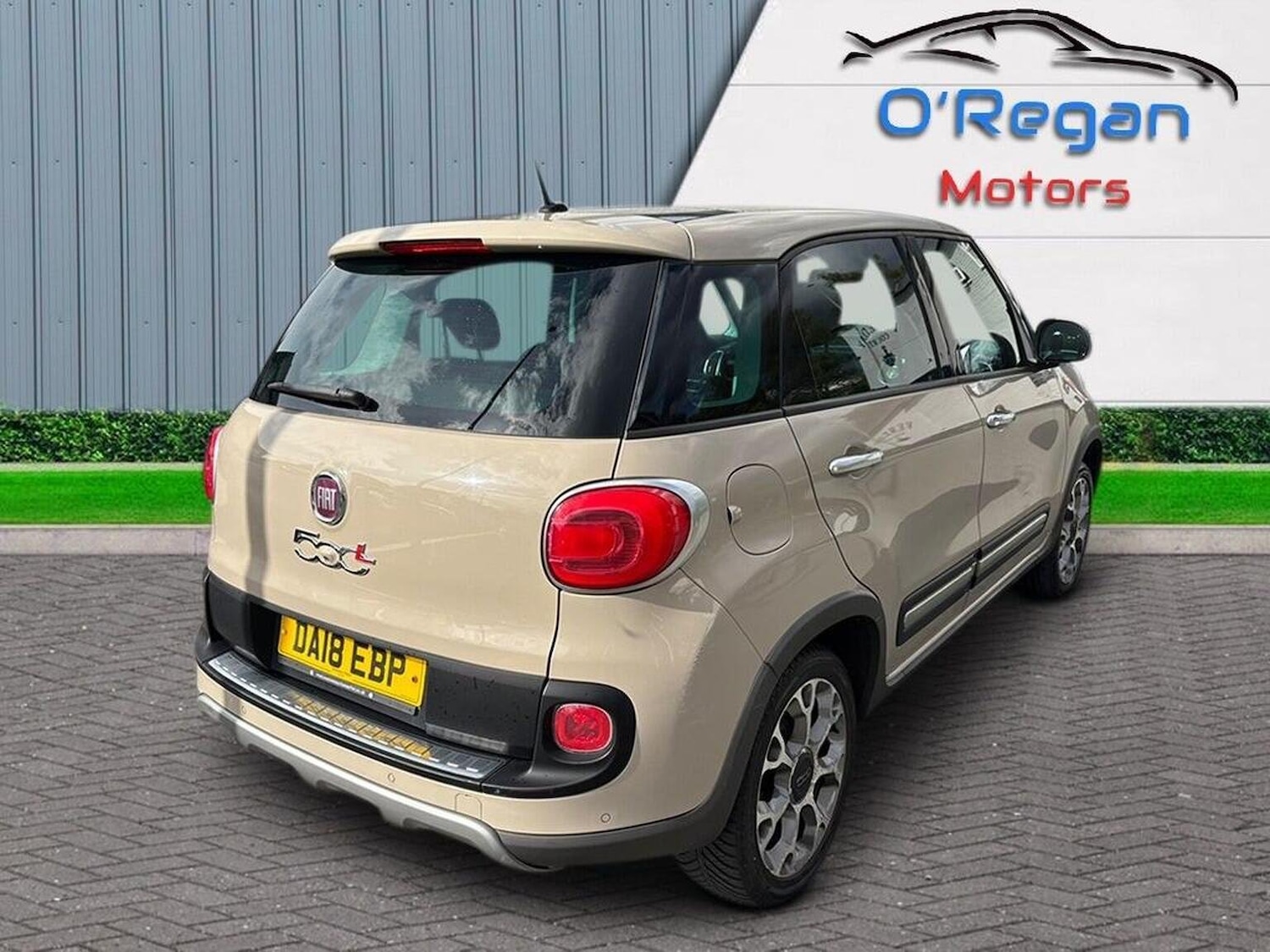 Used Fiat 500L 2018 for sale - 76643398: Photo 6