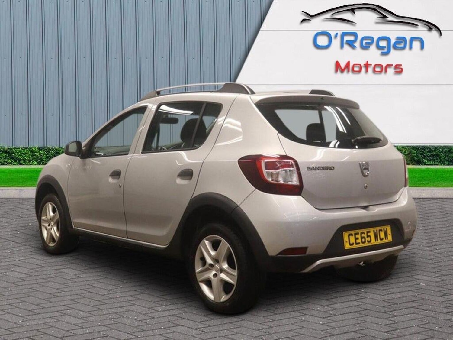 Used Dacia Sandero Stepway 2016 for sale - 76618585: Photo 2