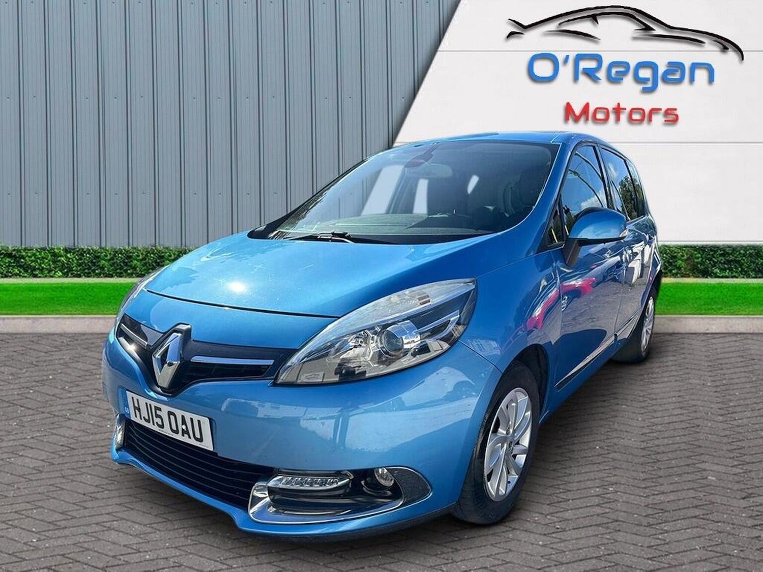 Used Renault Scenic 2015 for sale - 76618667: Photo 2