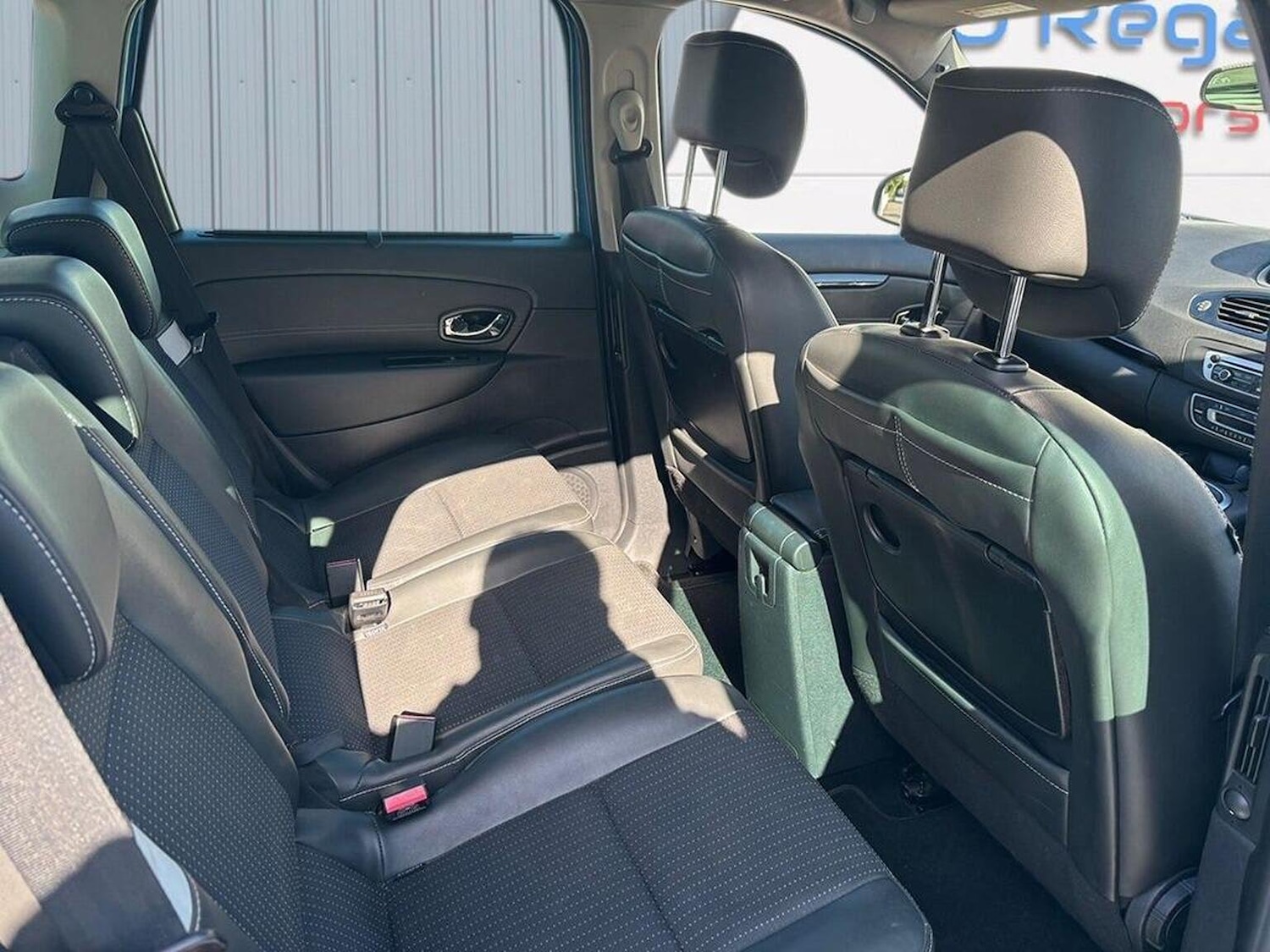 Used Renault Scenic 2015 for sale - 76618667: Photo 6