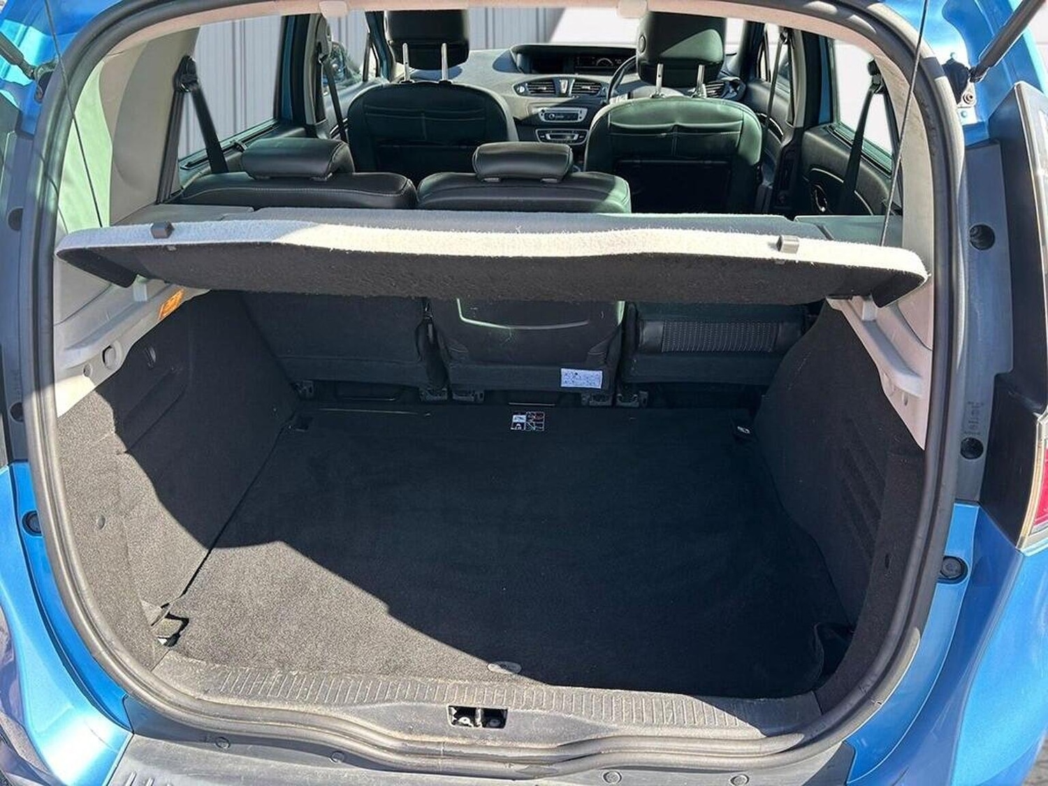 Used Renault Scenic 2015 for sale - 76618667: Photo 8