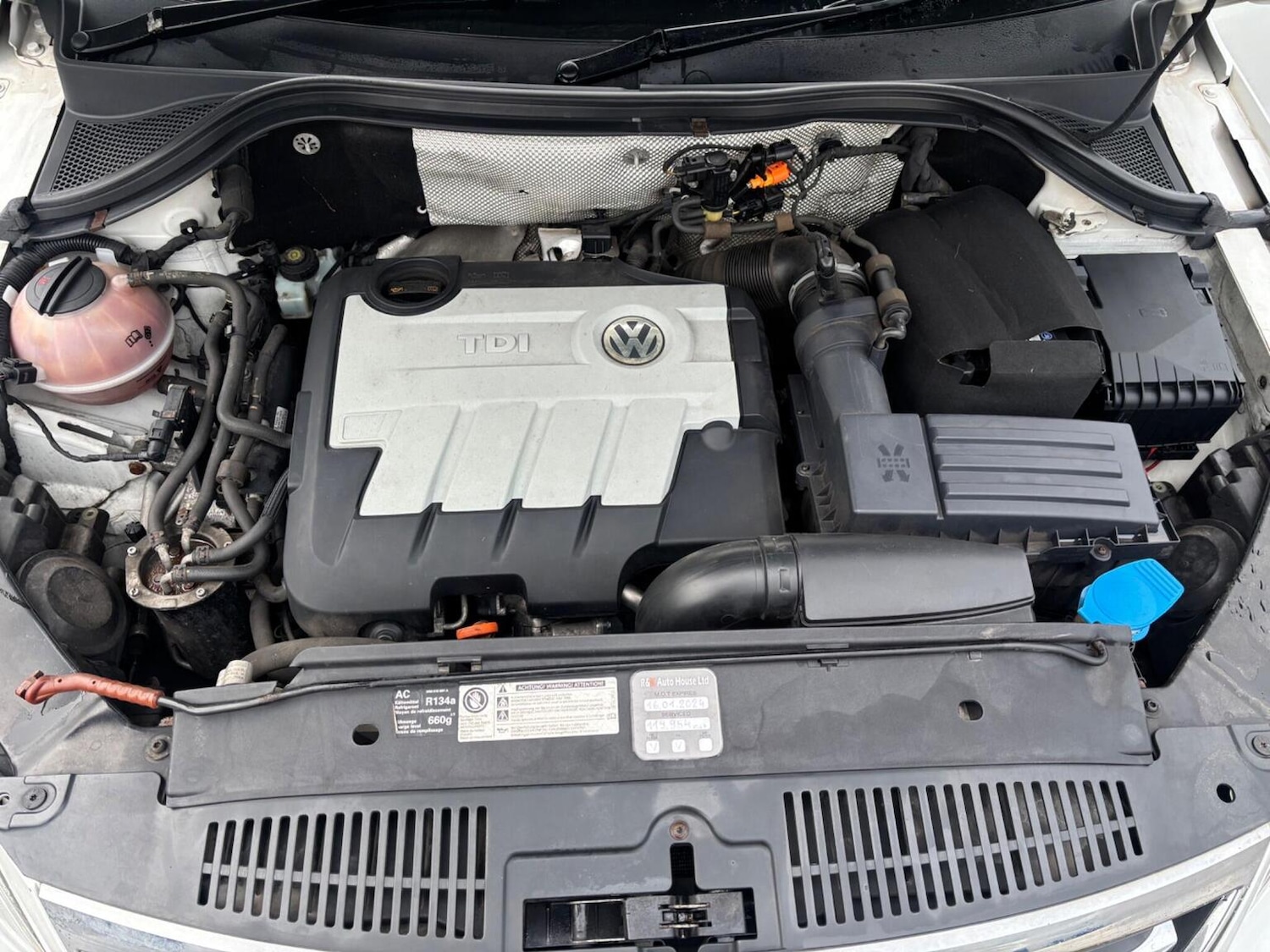 Used Volkswagen Tiguan 2010 for sale - 77207535: Photo 9