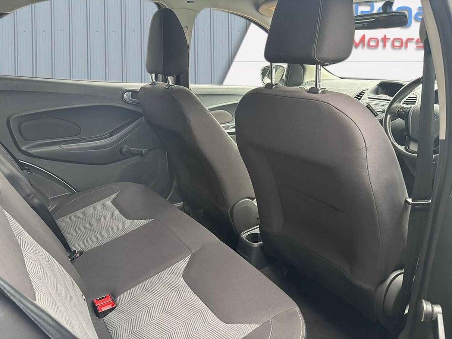 Used Ford Ka+ 2017 for sale - 76618715: Photo 9