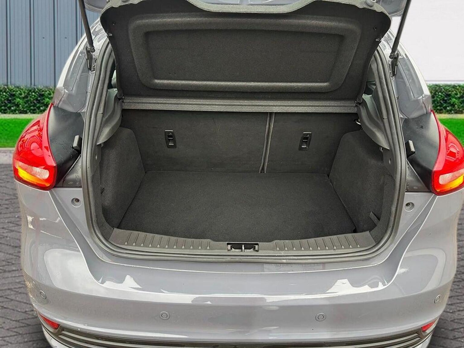 Used Ford Focus 2017 for sale - 76758843: Photo 12