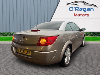 Used Renault Megane 2009 for sale - 76884870: Photo