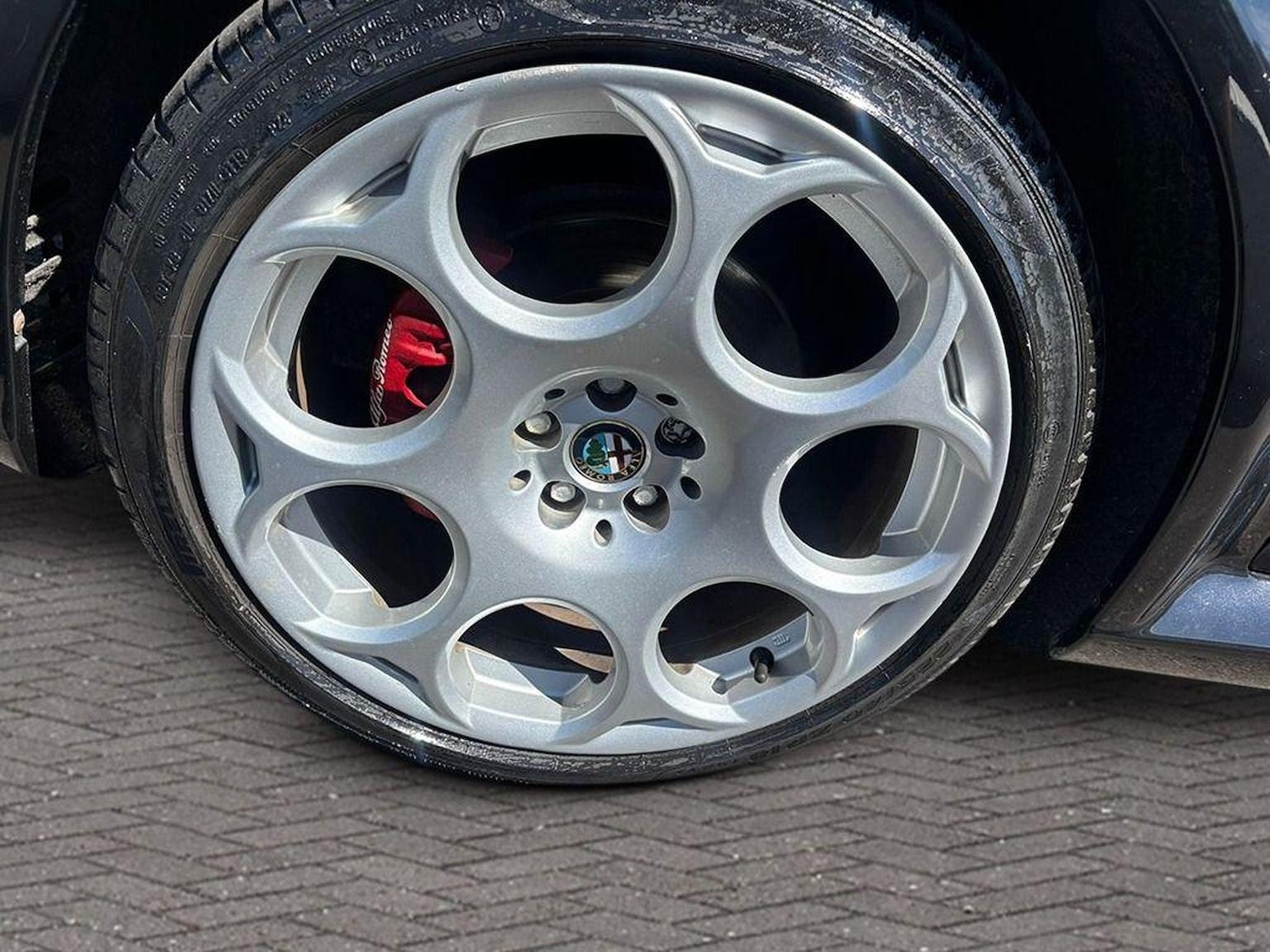 Used Alfa Romeo GT 2007 for sale - 76618725: Photo 10