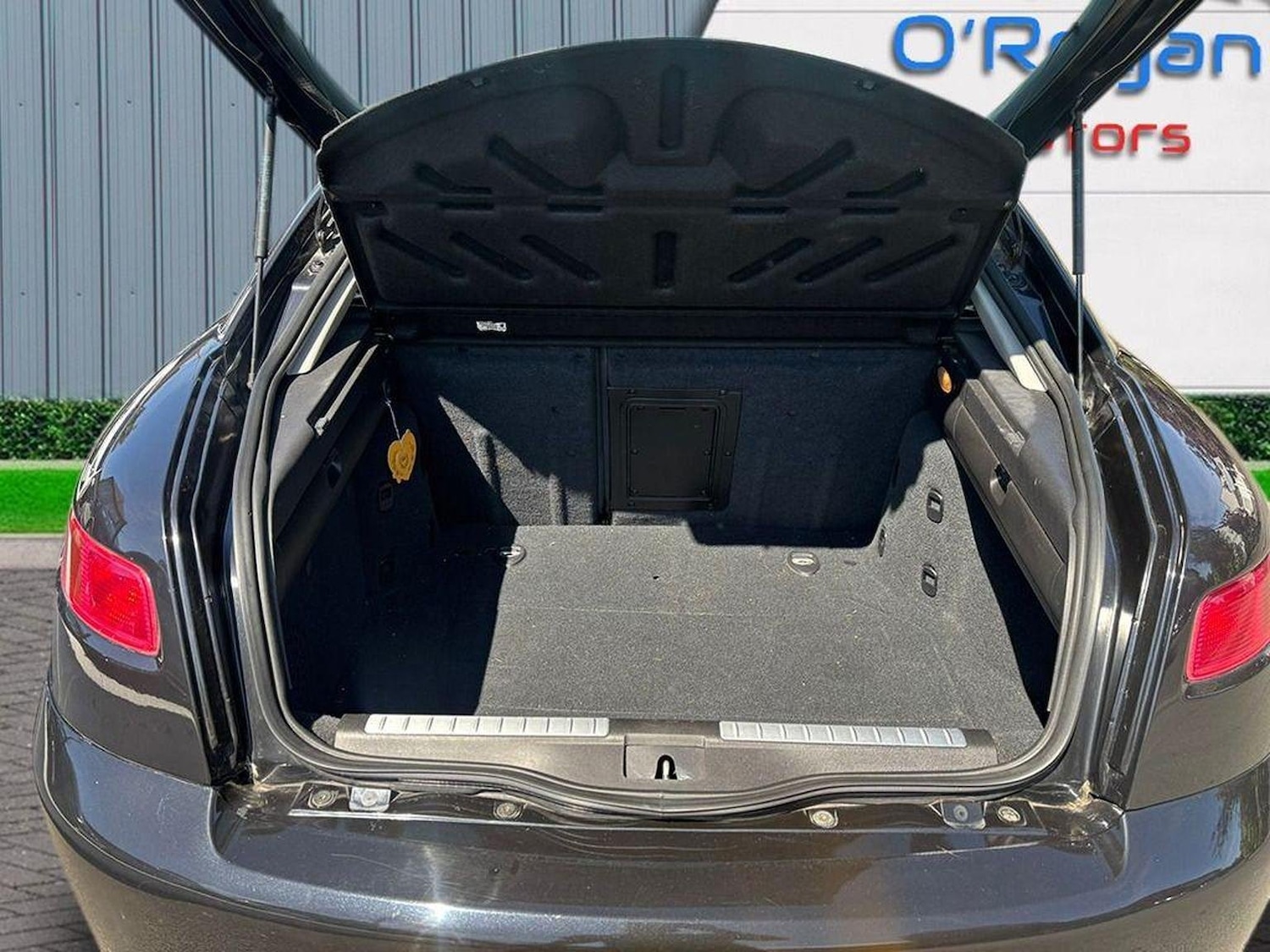 Used Alfa Romeo GT 2007 for sale - 76618725: Photo 14