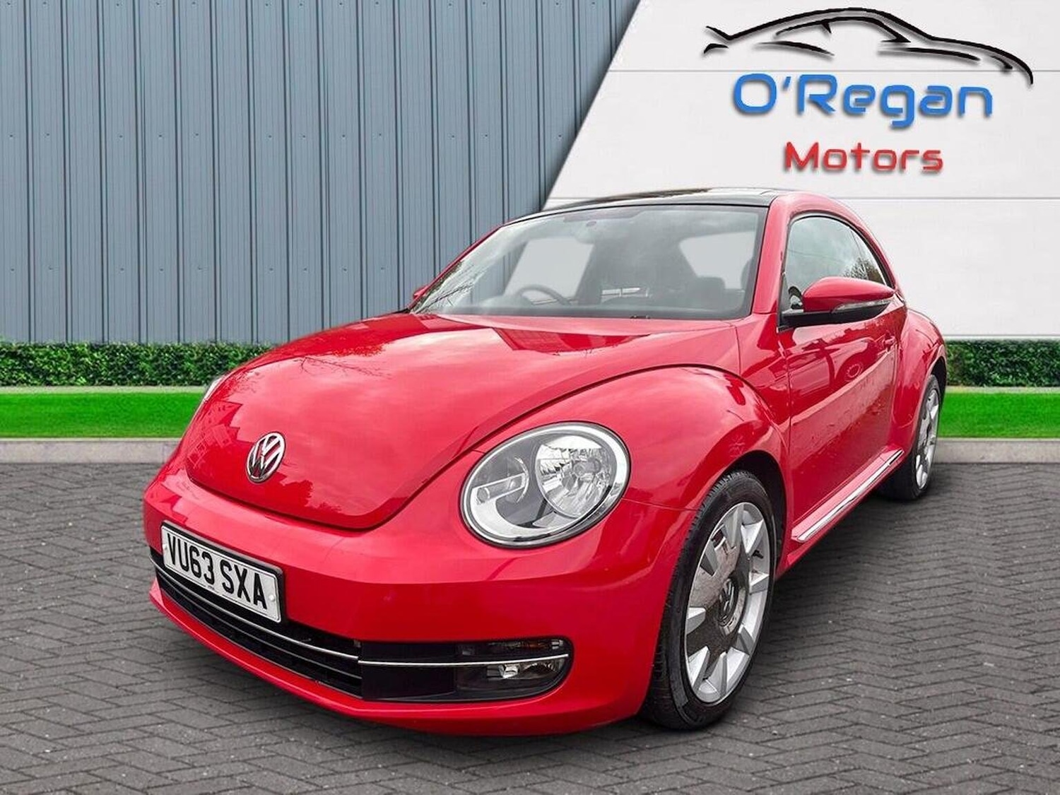Used Volkswagen Beetle 2013 for sale - 76618558: Photo 2