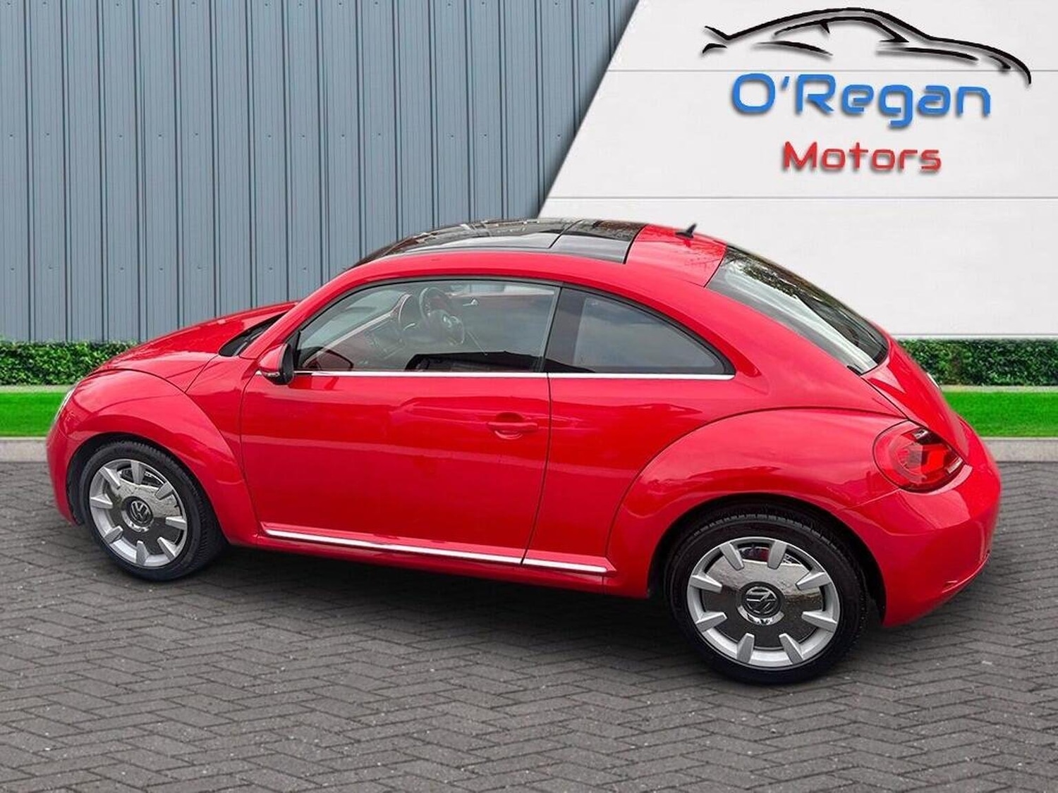 Used Volkswagen Beetle 2013 for sale - 76618558: Photo 4