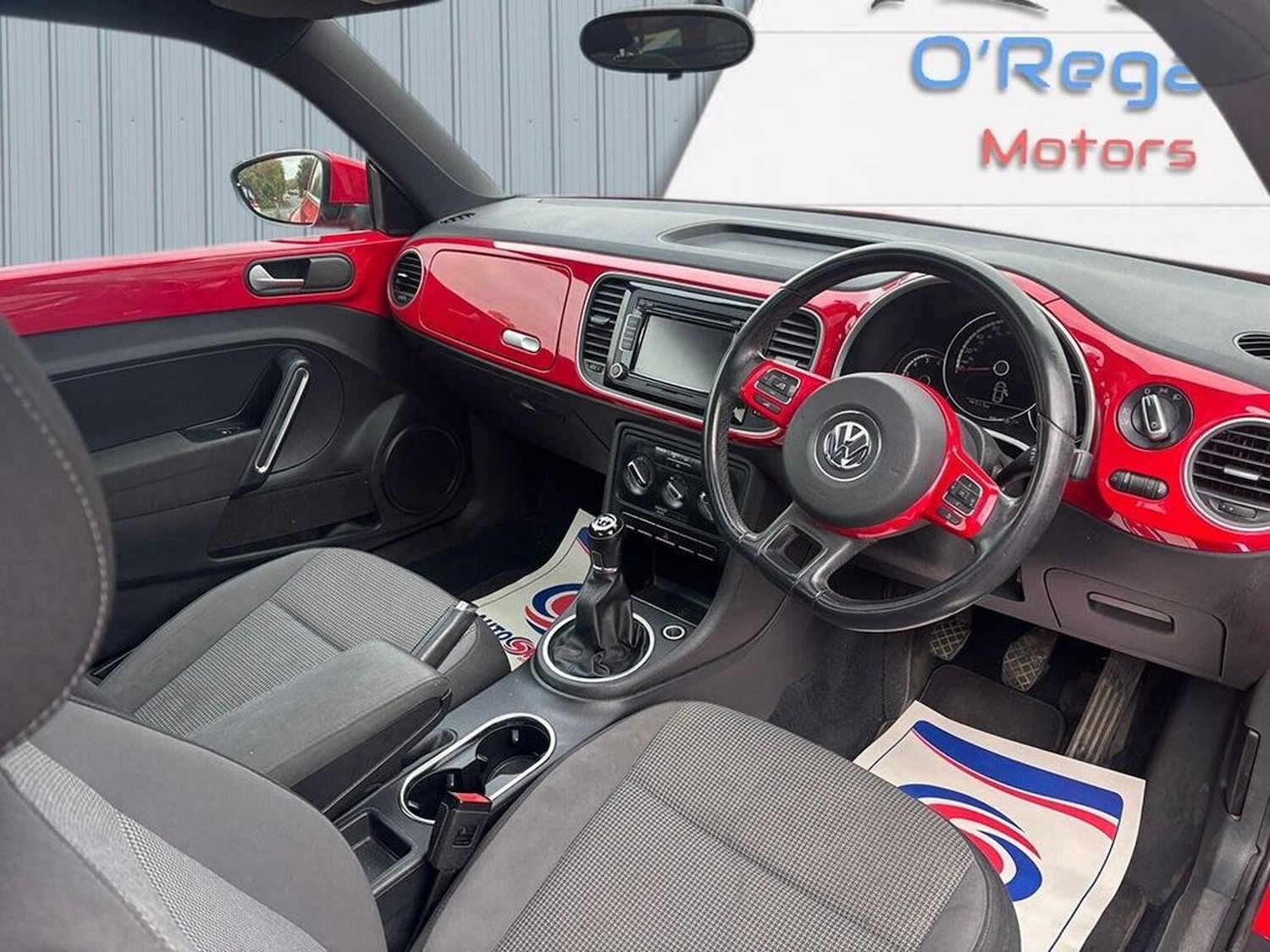 Used Volkswagen Beetle 2013 for sale - 76618558: Photo 8