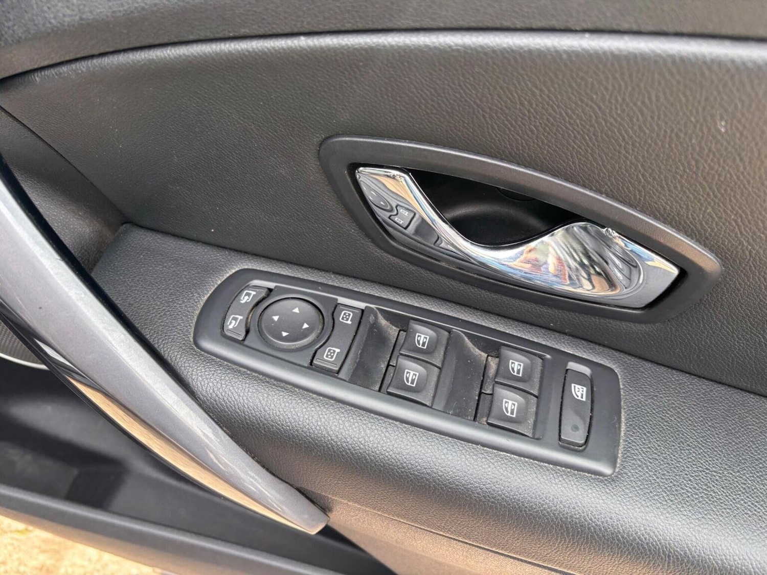 Used Renault Megane 2011 for sale - 76618771: Photo 12