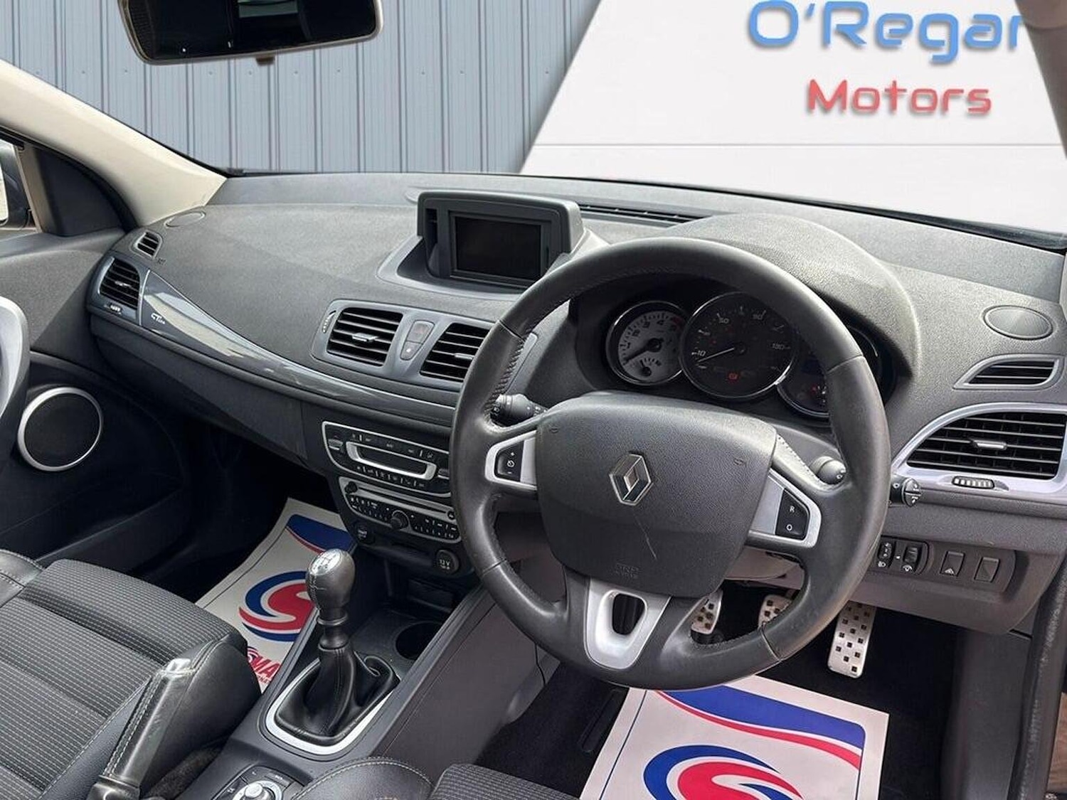 Used Renault Megane 2011 for sale - 76618771: Photo 8