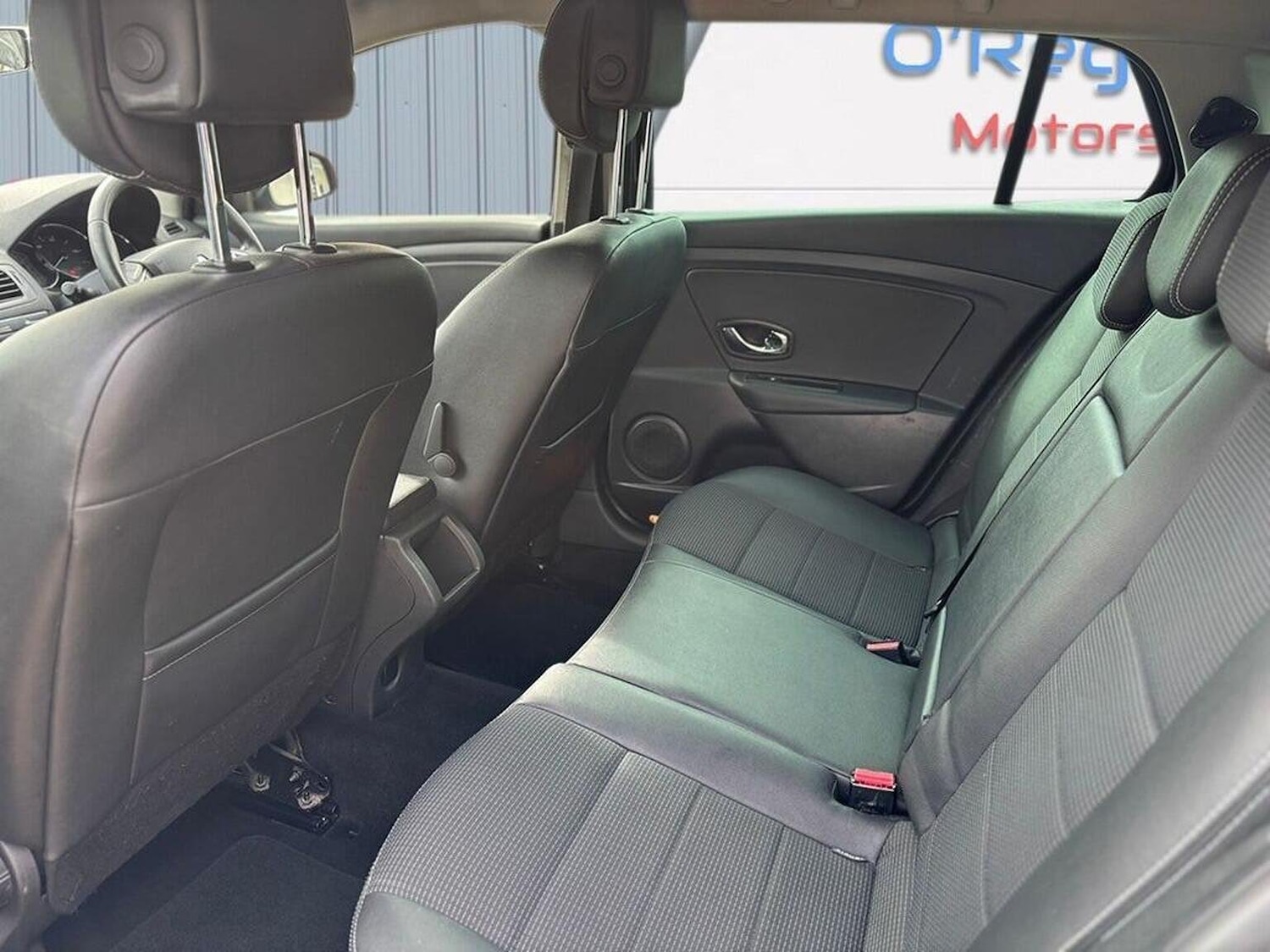 Used Renault Megane 2011 for sale - 76618771: Photo 9