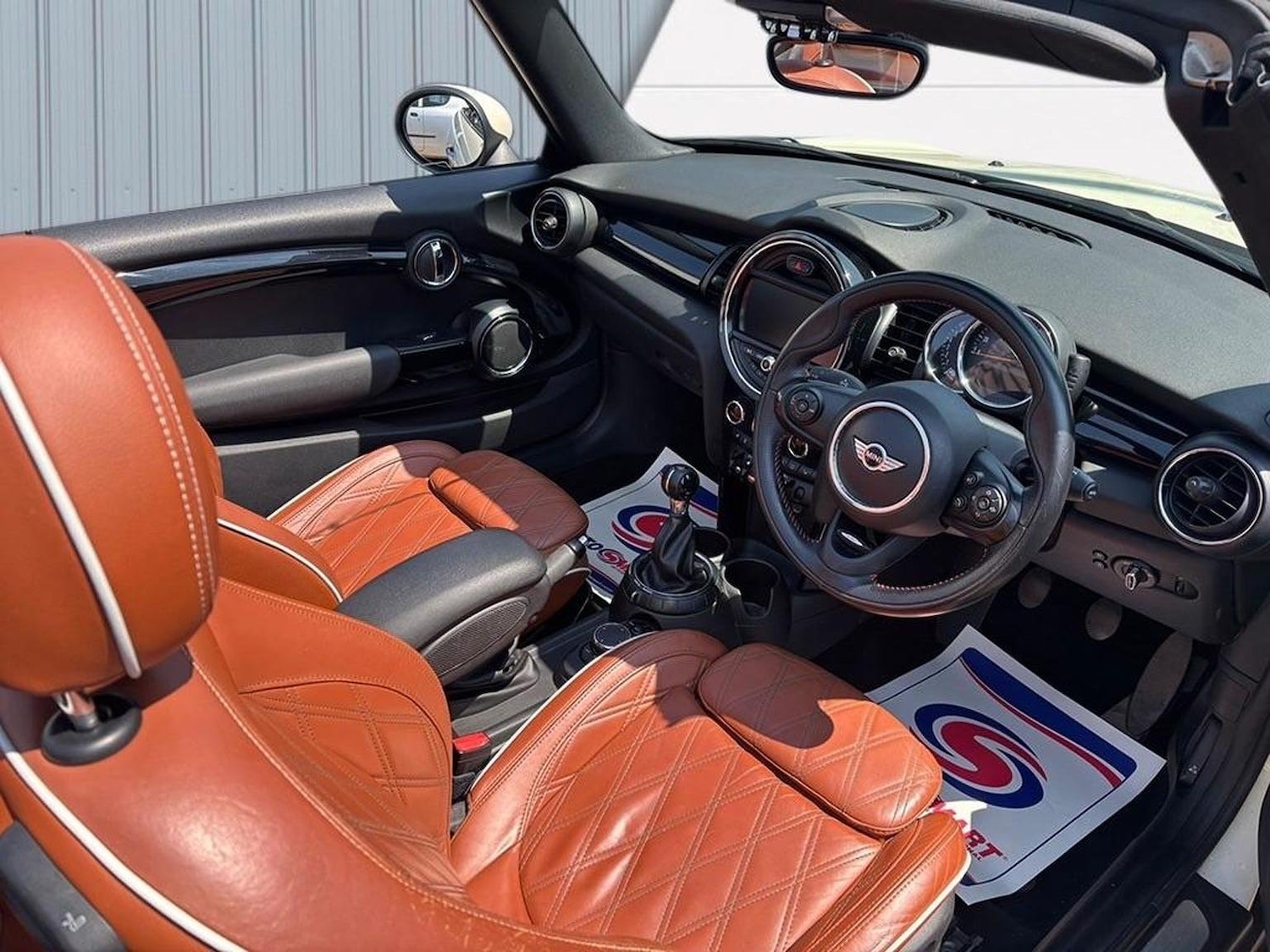 Used MINI Convertible 2017 for sale - 76712465: Photo 6