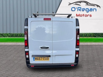 Used Renault Trafic 2017 for sale - 76618582: Photo