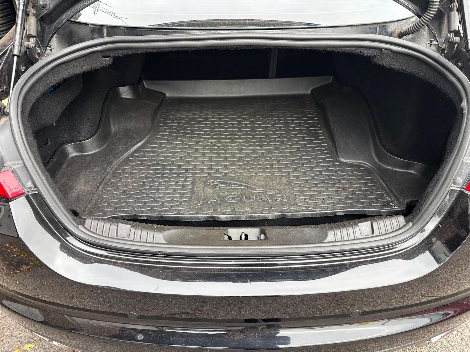 Used Jaguar XF 2009 for sale - 76618633: Photo 8