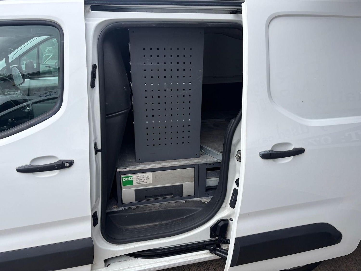 Used Vauxhall Combo 2019 for sale - 76794139: Photo 9