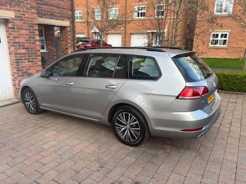 Used Volkswagen Golf 2017 for sale - 78790242: Photo