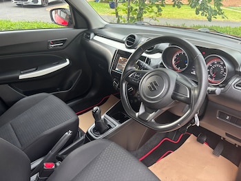 Used Suzuki Swift 2019 for sale - 79185692: Photo