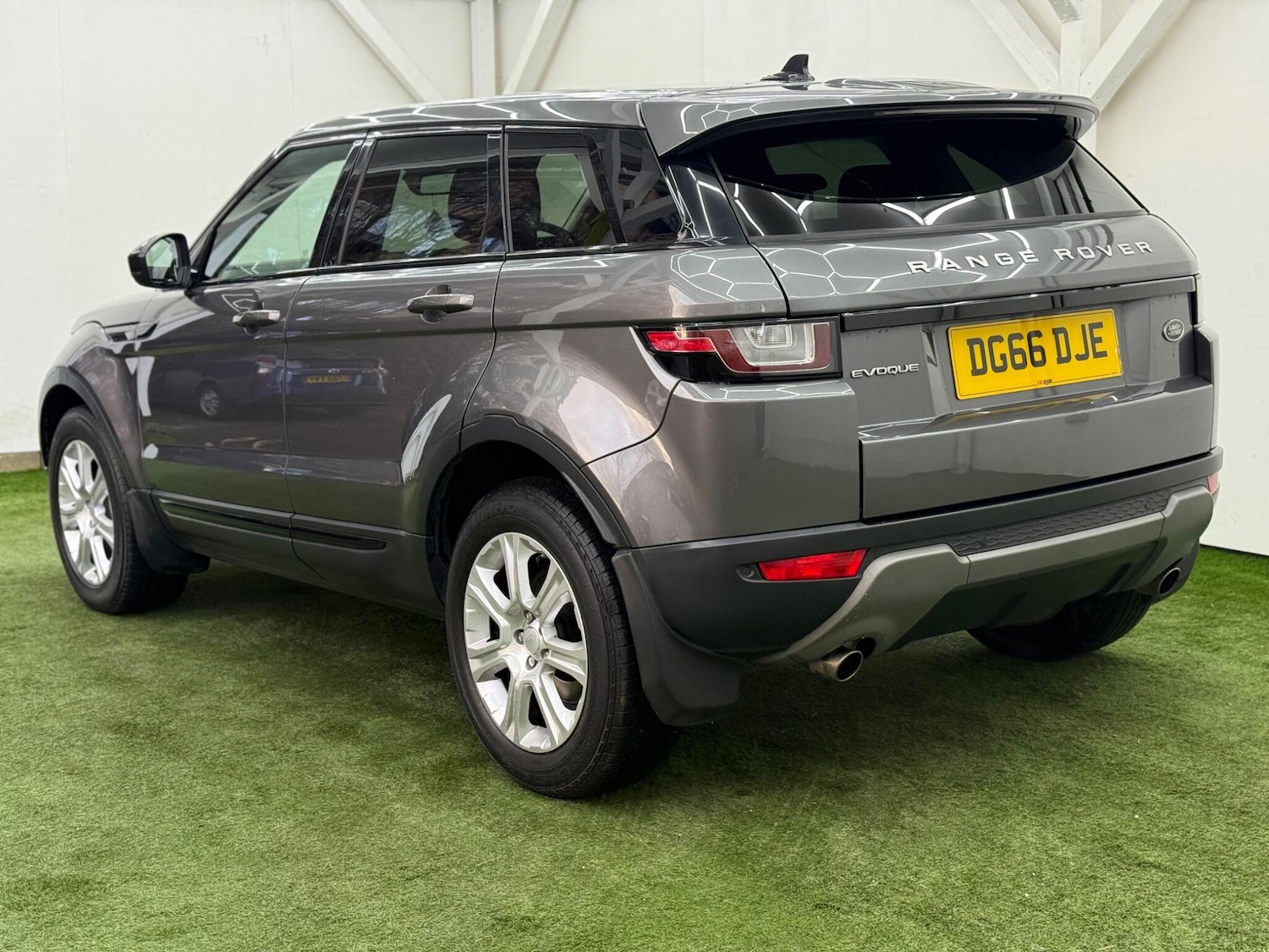 Used Land Rover Range Rover Evoque 2016 for sale - 77637381: Photo 9