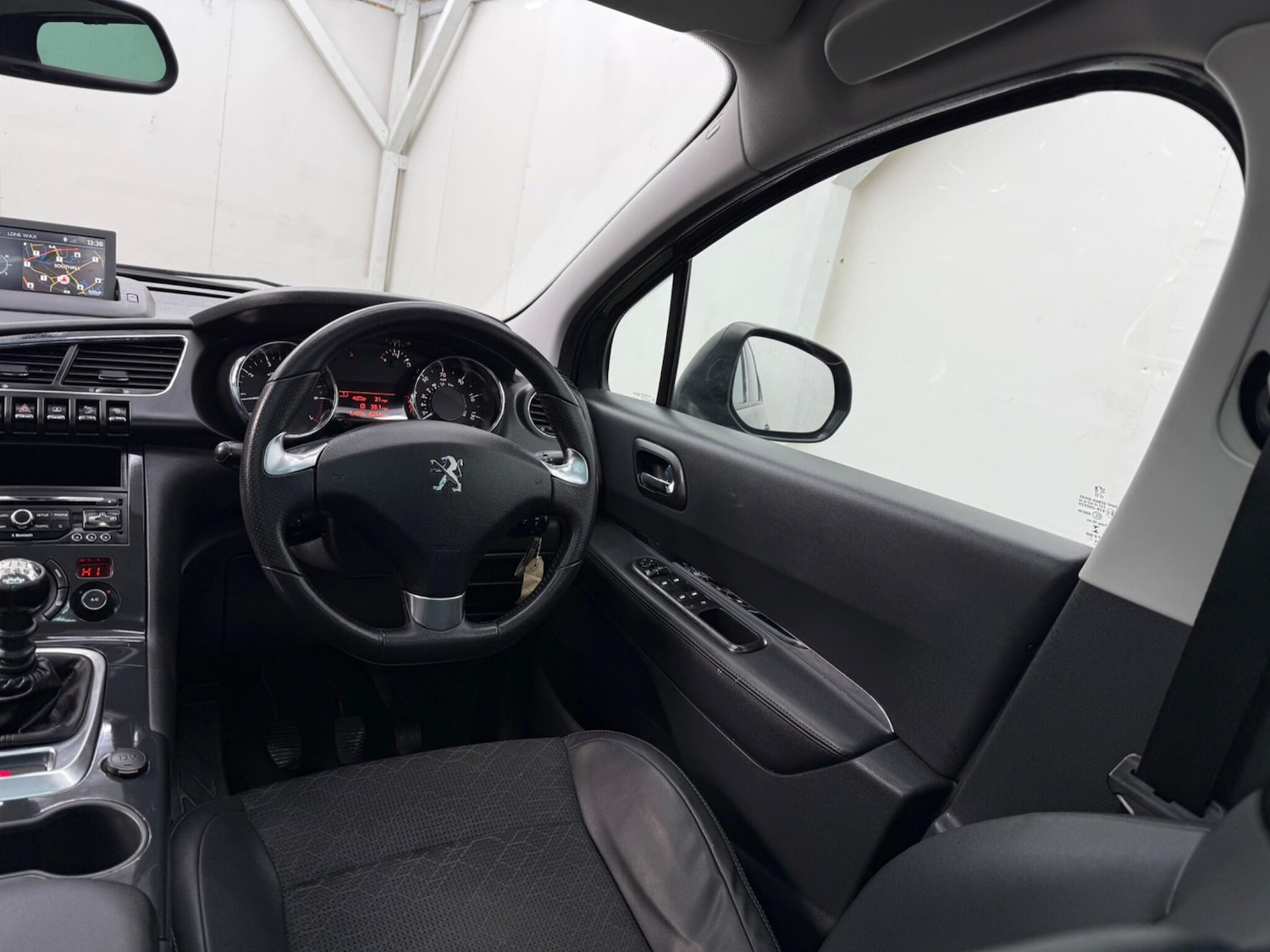 Used Peugeot 3008 2017 for sale - 77386605: Photo 38